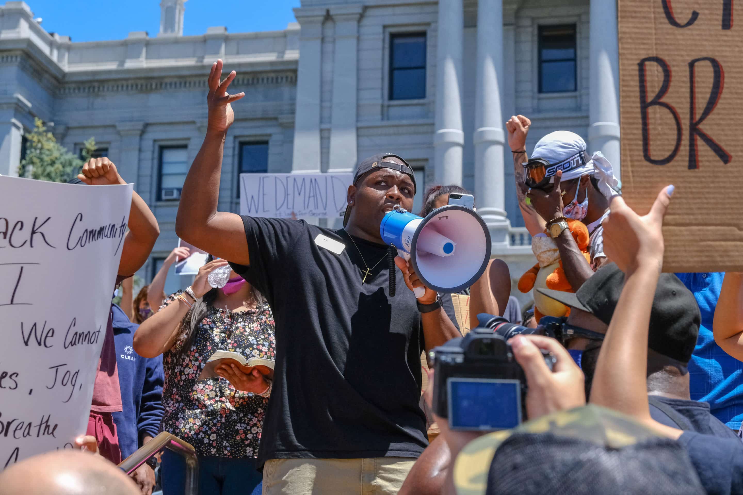 Second day of Denver protests sees less chaos